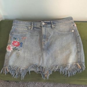 Denim skirt with embroidery
